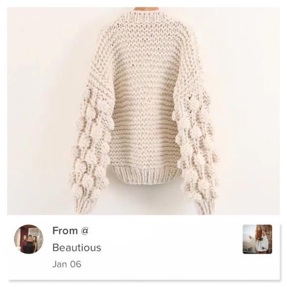 🎥 Chunky Pom Pom Open Cardigan - Picture 11 of 17